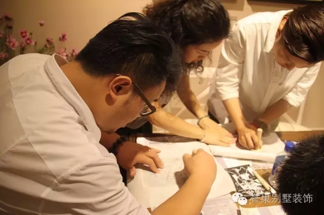 別墅設(shè)計(jì)師現(xiàn)場(chǎng)設(shè)計(jì)方案