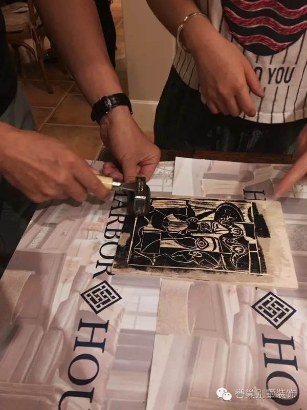 別墅設(shè)計(jì)師現(xiàn)場(chǎng)設(shè)計(jì)藝術(shù)作品