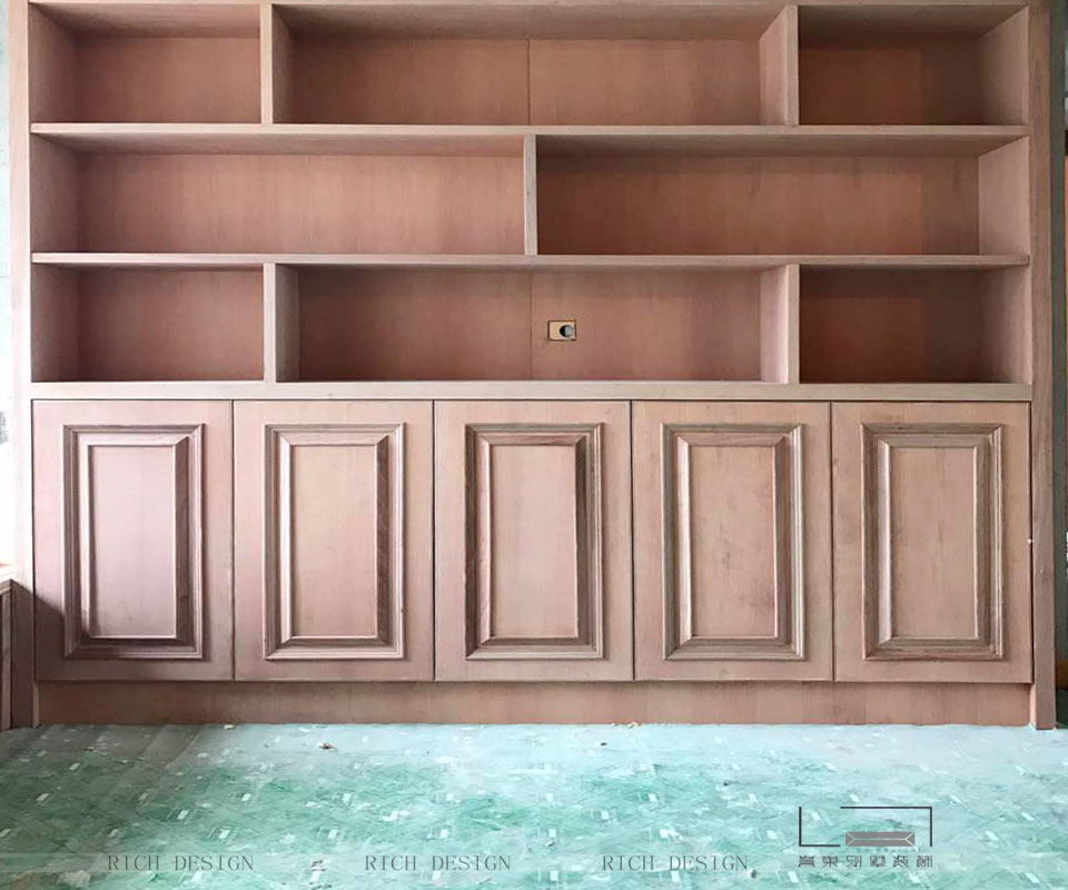 香山美墅工地電視背景打底