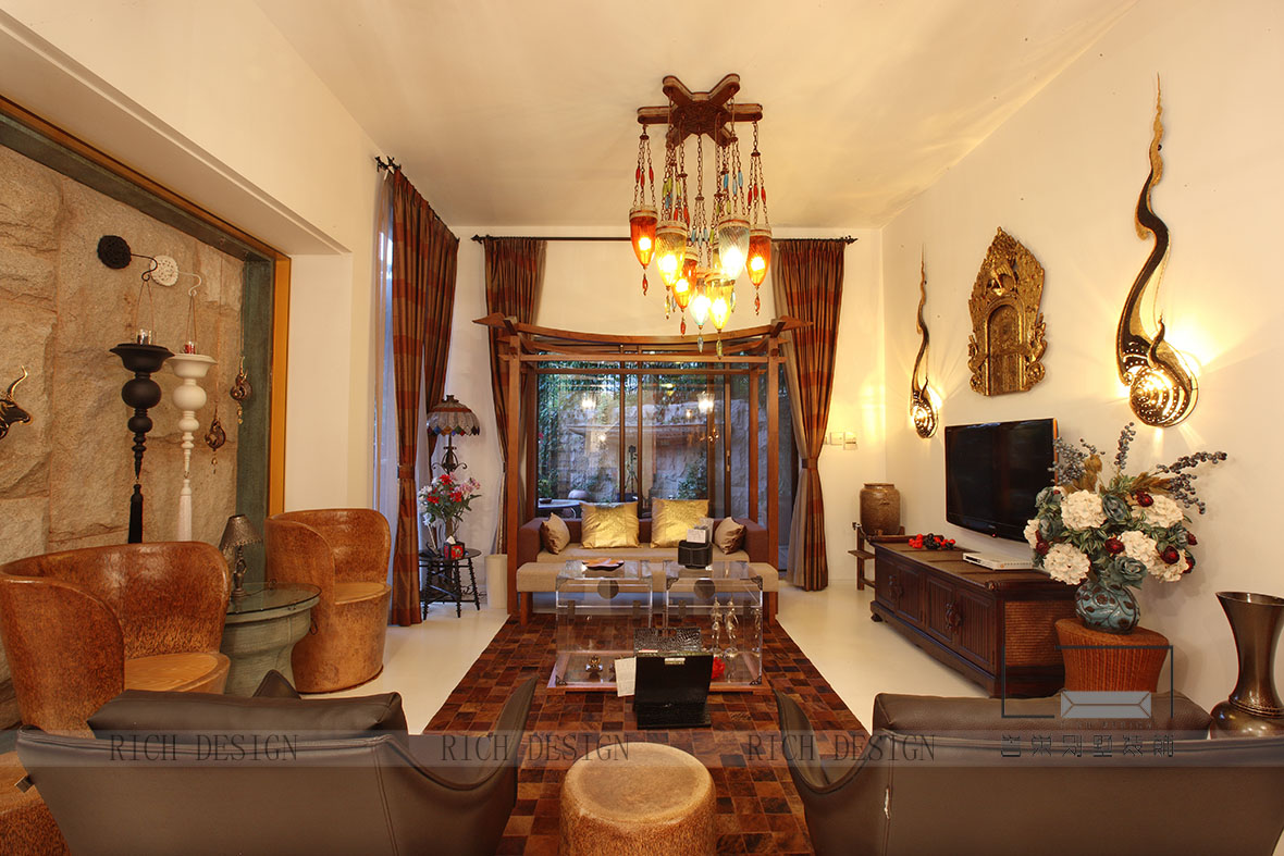 別墅東南亞客廳裝修效果圖