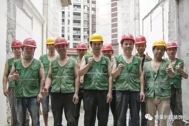 別墅工匠現(xiàn)場(chǎng)照片