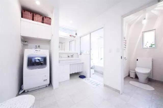 別墅裝修衛(wèi)生間時還在“干濕分離”？