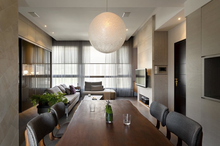 現(xiàn)代別墅餐廳裝潢實景圖