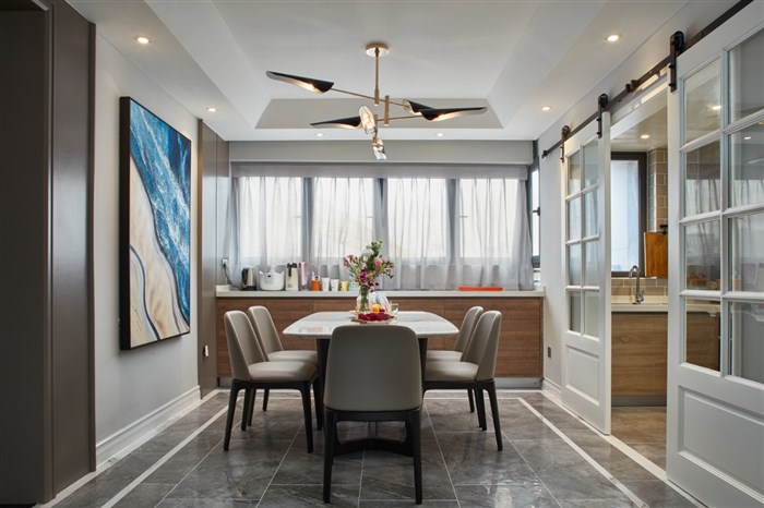 現(xiàn)代餐廳裝潢實(shí)景圖