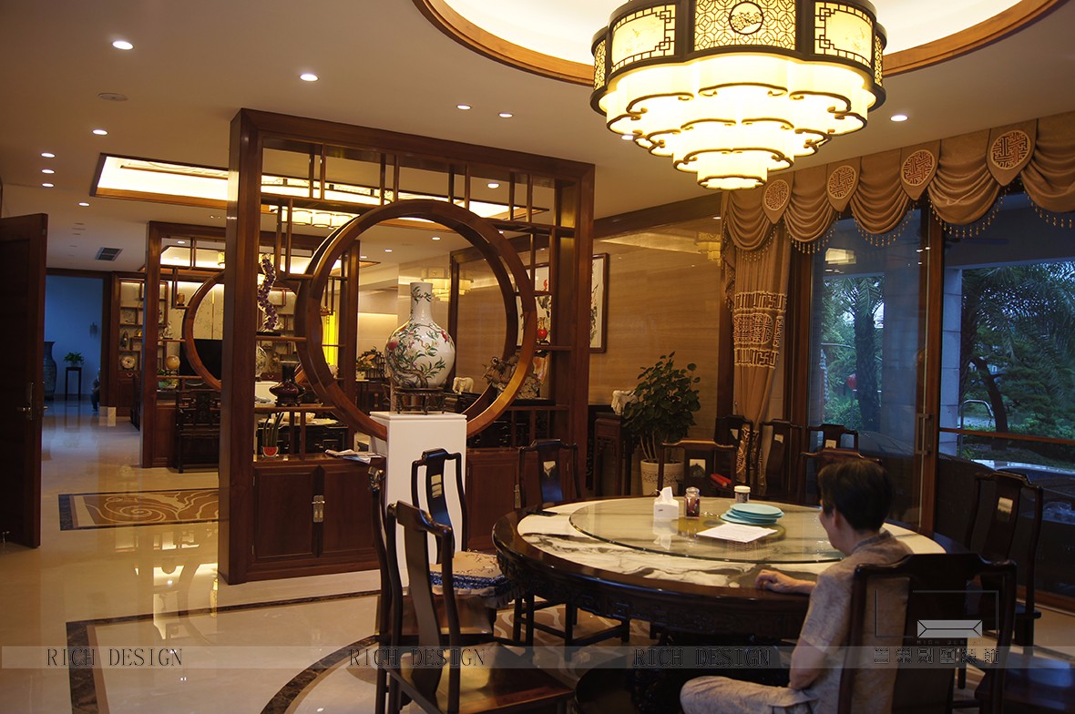 中式別墅餐廳裝飾效果圖