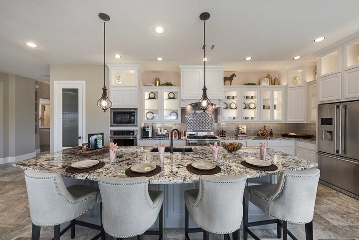 現(xiàn)代美式別墅裝修設計餐廳實景圖