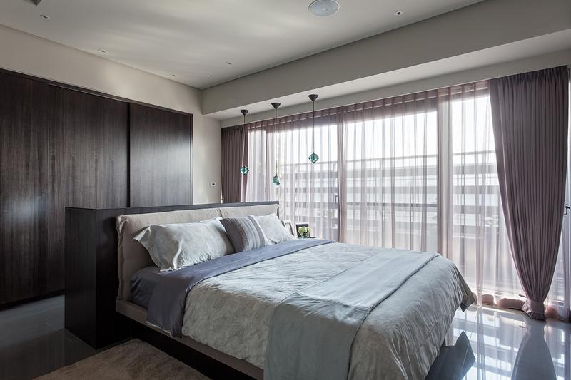 現(xiàn)代主臥裝修效果圖